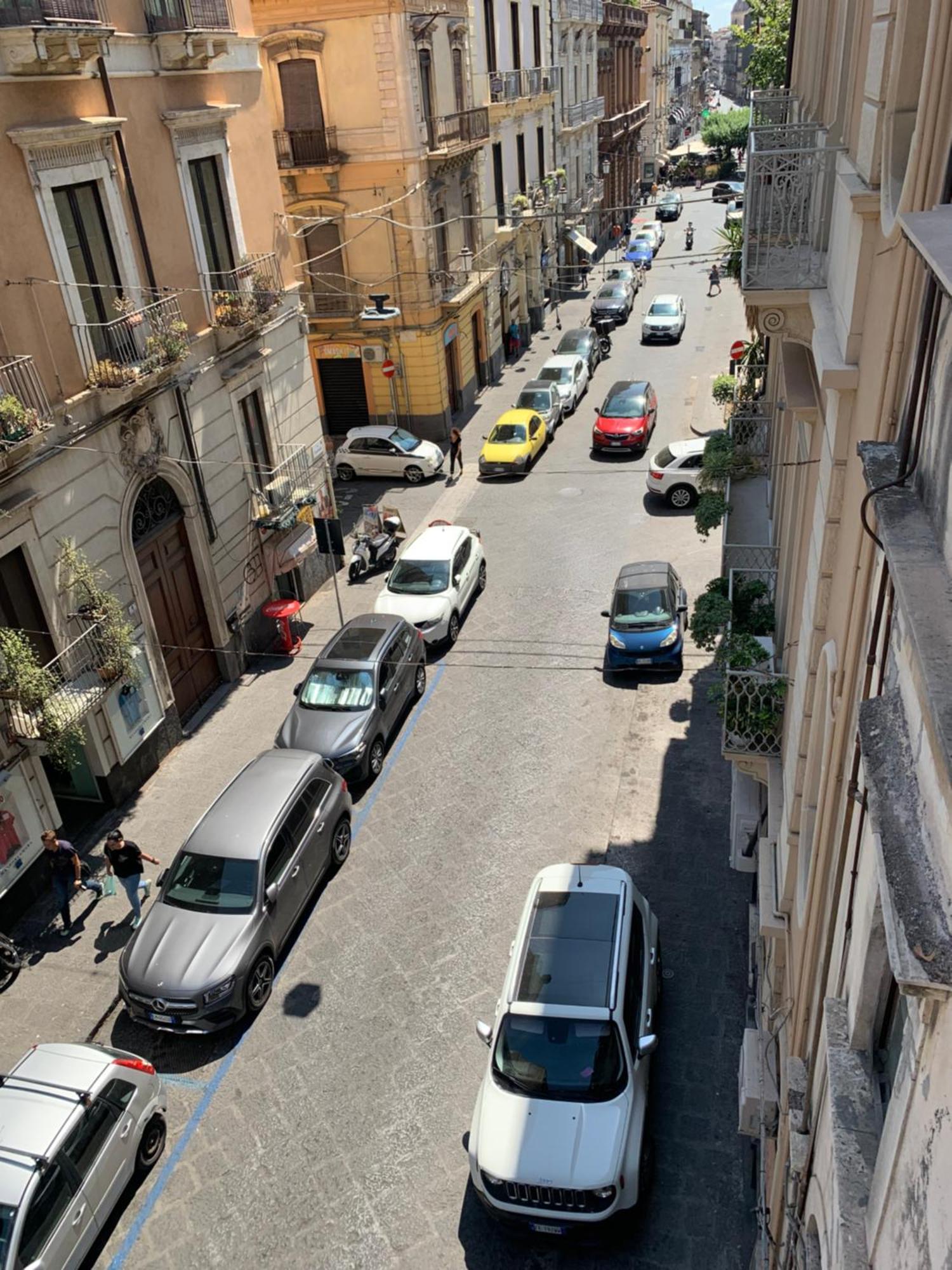 Serenityhomect Catania Eksteriør bilde